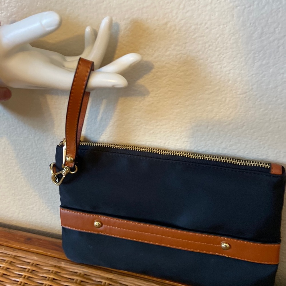 5/$10❤️❤️❤️NWOTs Sweet Vegan Black n Tan Envelope Clutch